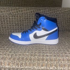 Game royal Jordan 1s